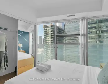 #2307-12 York St Waterfront Communities C1 2 beds 2 baths 1 garage 719800.00