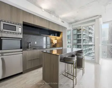 
            #1604-88 Blue Jays Way Waterfront Communities C1 1睡房1卫生间1车位, 出售价格693000.00加元                    