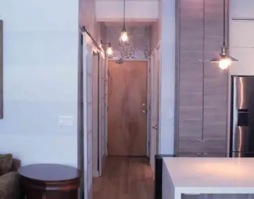 #225-350 Wellington St W Waterfront Communities C1 1 beds 1 baths garage 469000.00