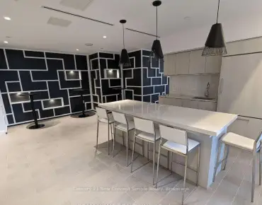 #702-195 Redpath Ave Mount Pleasant West 1睡房1卫生间车位, 出售价格404900.00加元