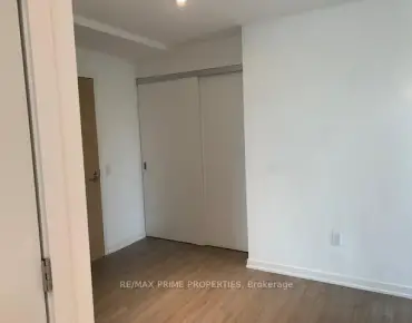 
#404-50 Power St Moss Park 3 beds 2 baths  garage 749000.00        