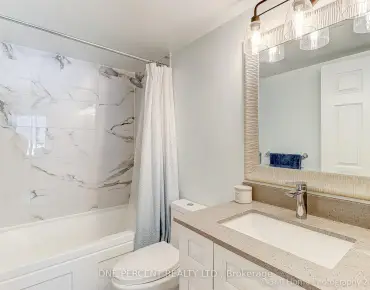 
            #201-7 Bishop Ave Newtonbrook East 2睡房2卫生间1车位, 出售价格680000.00加元                    