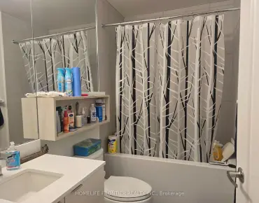 
            #1625-70 Princess St Moss Park 1睡房2卫生间车位, 出售价格539000.00加元                    