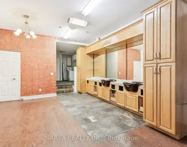 
            #99-99 Mccaul St Kensington-Chinatown 1睡房1卫生间车位, 出售价格529000.00加元                    