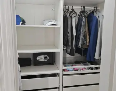 #315-701 Sheppard Ave W Clanton Park 2 beds 2 baths 1 garage 724900.00