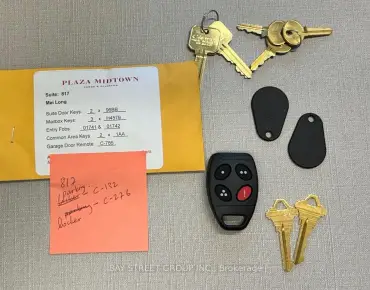 #817-50 Dunfield Ave Mount Pleasant West 3睡房2卫生间1车位, 出售价格799900.00加元