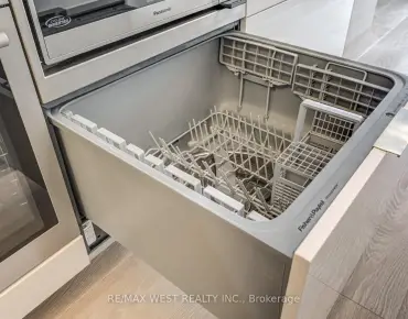 #1502-88 Scott St Church-Yonge Corridor beds 1 baths garage 409000.00