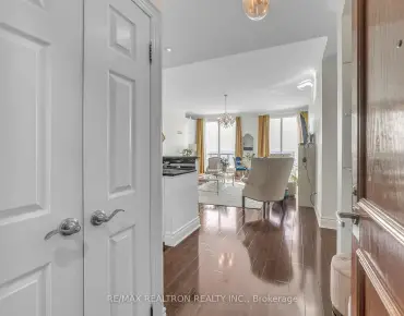 
            #Uph5-23 Lorraine Dr Willowdale West 2睡房2卫生间1车位, 出售价格988000.00加元                    