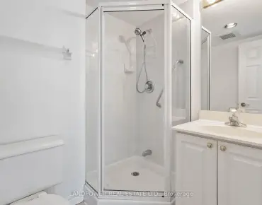 #718-18 Concorde Pl Banbury-Don Mills 2睡房2卫生间1车位, 出售价格649000.00加元