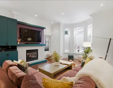 
            #2-103 Pembroke St Moss Park 2睡房3卫生间1车位, 出售价格959000.00加元                    