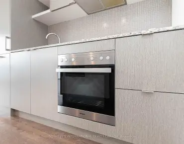 
#6003-100 Harbour St Waterfront Communities C1 1 beds 1 baths  garage 599900.00        