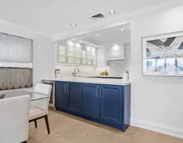 #1005-211 Queens Quay W Waterfront Communities C1 2 beds 2 baths 1 garage 1799000.00