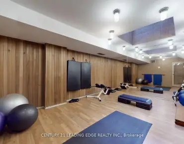 #201-15 McMurrich St Annex 2睡房2卫生间1车位, 出售价格724900.00加元