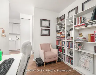 #1215E-576 Front St W Waterfront Communities C1 1 beds 2 baths 1 garage 650000.00