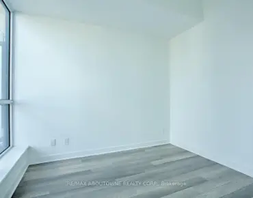 #802-290 Adelaide St W Waterfront Communities C1 2 beds 2 baths garage 850000.00