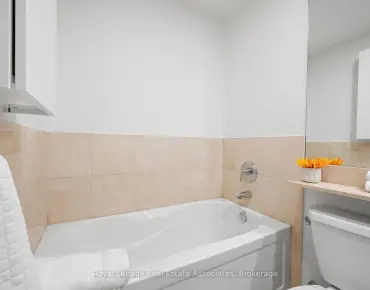 #908-21 Grand Magazine St Niagara 2 beds 2 baths 1 garage 936000.00