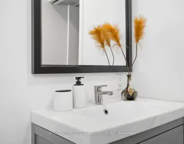 
#539-333 Adelaide St E Moss Park 2 beds 1 baths 1 garage 649000.00        