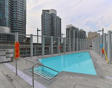 
#3807-10 York St Waterfront Communities C1 1 beds 1 baths  garage 619777.00        