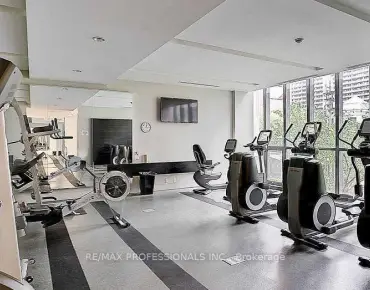 #2404-110 Charles St E Church-Yonge Corridor 1睡房1卫生间1车位, 出售价格665000.00加元