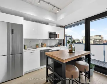 
#805-11 Charlotte St Waterfront Communities C1 1 beds 1 baths  garage 534999.00        