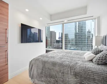 #2209-180 University Ave Bay Street Corridor 2 beds 3 baths 1 garage 1999900.00