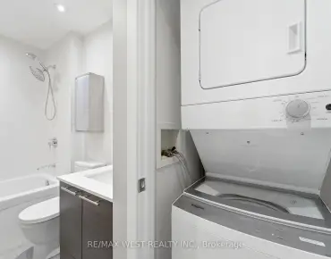 
            #510-3 Market St Waterfront Communities C8 1睡房1卫生间车位, 出售价格499900.00加元                    