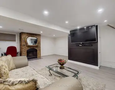 
            #2-296 Torresdale Ave Westminster-Branson 3睡房3卫生间2车位, 出售价格999000.00加元                    