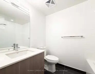 
#2410-210 Simcoe St University 1 beds 1 baths 1 garage 529000.00        