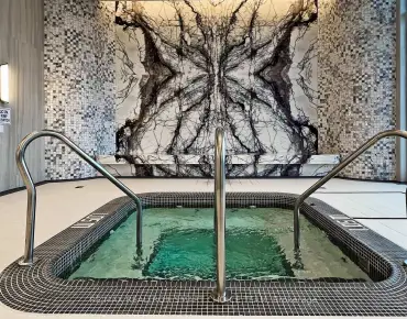 
#212-10 Inn on The Park Dr Banbury-Don Mills 2 beds 3 baths 1 garage 1198000.00        