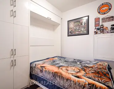 #209-223 St Clair Ave W Casa Loma 1 beds 1 baths 1 garage 699900.00