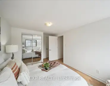 
            #74-10 Laurie Shepway N/A Don Valley Village 3睡房4卫生间2车位, 出售价格834900.00加元                    