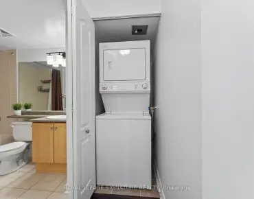 #1411-212 Eglinton Ave E Mount Pleasant West 1睡房1卫生间1车位, 出售价格595888.00加元