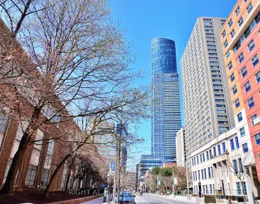 
            #4207-386 Yonge St Bay Street Corridor 3睡房2卫生间1车位, 出售价格1150000.00加元                    