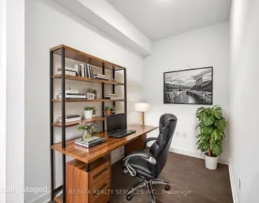 #915-115 Blue Jays Way Waterfront Communities C1 1 beds 1 baths garage 449000.00