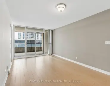 
            #901-23 Hollywood Ave Willowdale East 1睡房1卫生间1车位, 出售价格489000.00加元                    
