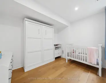 
            99A Walmer Rd Annex 2睡房3卫生间2车位, 出售价格1399900.00加元                    