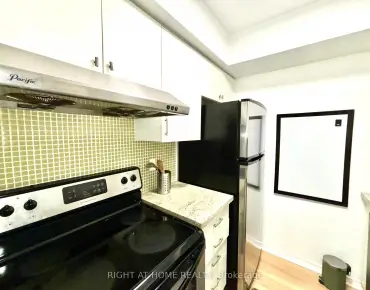 #3803-77 Harbour Sq Waterfront Communities C1 睡房1卫生间1车位, 出售价格479888.00加元