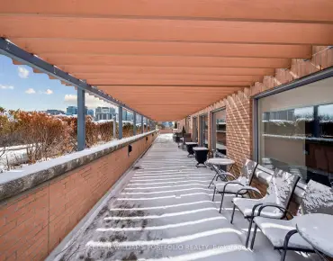 #702-2727 Yonge St Lawrence Park South 2睡房2卫生间1车位, 出售价格1485000.00加元