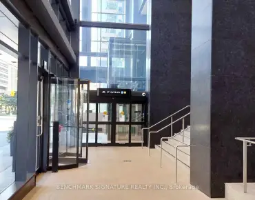 
            #2805-488 University Ave University 2睡房2卫生间车位, 出售价格868888.00加元                    