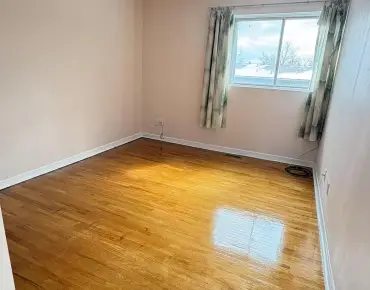 
            #14-86 CASTLEBURY Cres Bayview Woods-Steeles 4睡房2卫生间2车位, 出售价格698000.00加元                    