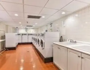 
            #206-22 Shallmar Blvd Forest Hill North 睡房1卫生间1车位, 出售价格399000.00加元                    