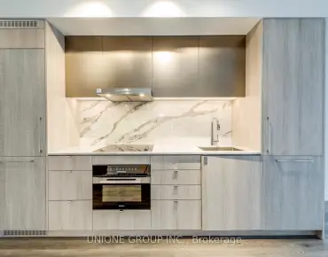 #2002-771 Yonge St Rosedale-Moore Park 1睡房2卫生间车位, 出售价格799000.00加元