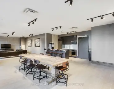 #210-608 Richmond St W Waterfront Communities C1 1 beds 1 baths garage 480000.00