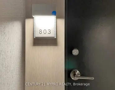 #S803-8 Olympic Garden Dr Newtonbrook East 1睡房2卫生间1车位, 出售价格499000.00加元