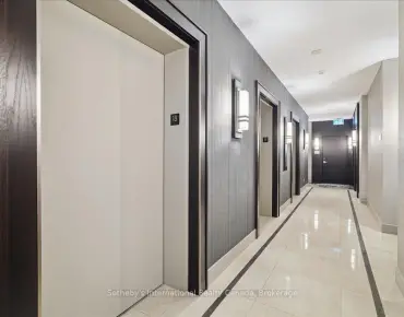 
            #1804-218 Queens Quay W Waterfront Communities C1 1睡房2卫生间1车位, 出售价格699900.00加元                    