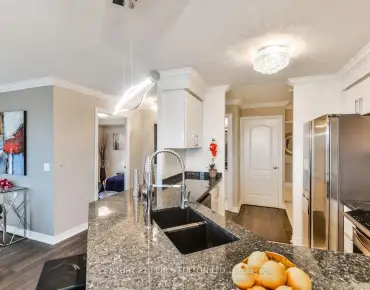 #212-1030 SHEPPARD Ave Bathurst Manor 2 beds 2 baths 1 garage 738888.00