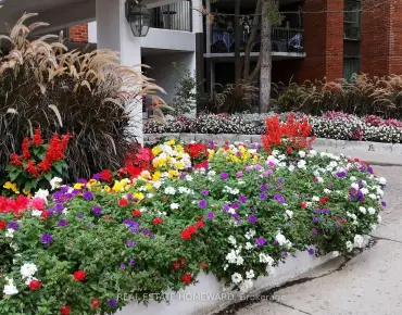 
#409-77 Maitland Pl Cabbagetown-South St. James Town 2 beds 2 baths 1 garage 650000.00        