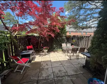 
            34 Sugar Millway N/A St. Andrew-Windfields 1睡房2卫生间2车位, 出售价格698000.00加元                    