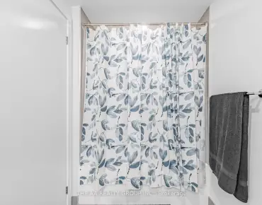 #802-89 Church St Church-Yonge Corridor 1睡房1卫生间车位, 出售价格635000.00加元