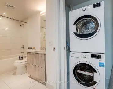 
#3205-395 Bloor St E North St. James Town 1 beds 1 baths  garage 485000.00        
